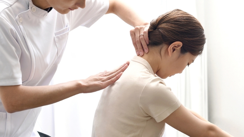 Can a chiropractor fix a hunchback